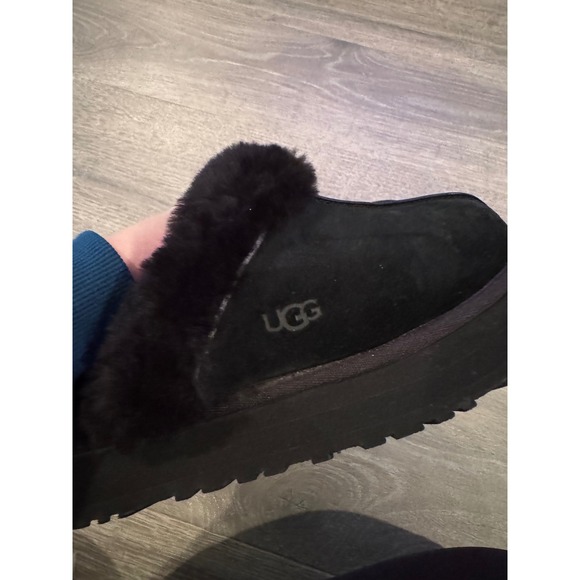 UGG Disquette Black Suede Platform Slippers 1122550 Womens Size 8 - Picture 5 of 6